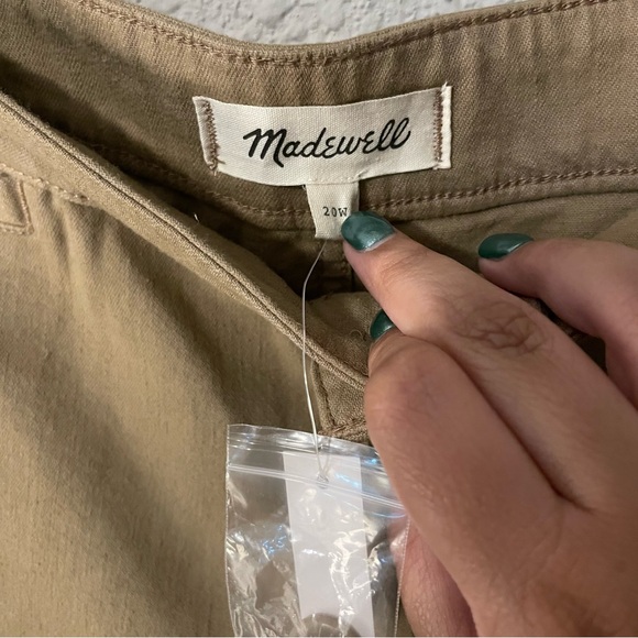 NWT Madewell Brown Desert Tan Emmett Short: Welt Pocket Edition, Size 20 - Picture 4 of 5